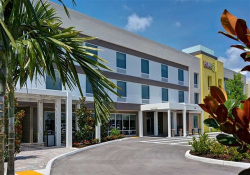 New Hotels in Naples Florida 2024 - Newest Openings